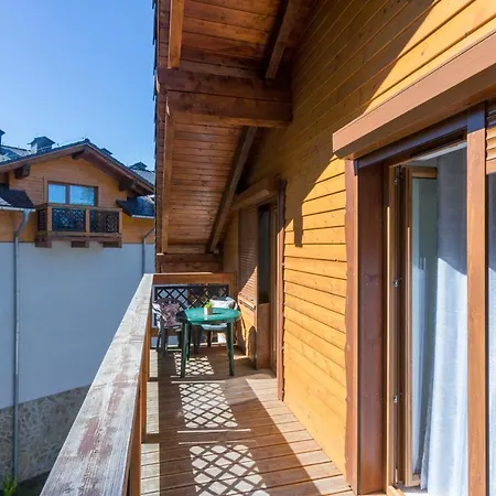 Family Apartment *