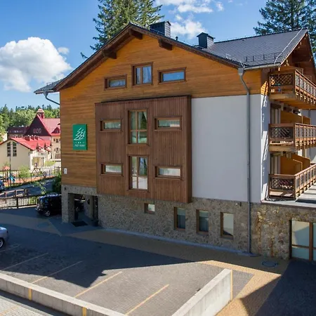 Family Raj Pod Sosnami Centrum Miasta! 스클라르스카포렘바