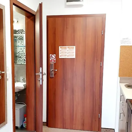 Family Raj Pod Sosnami Centrum Miasta! * 스클라르스카포렘바