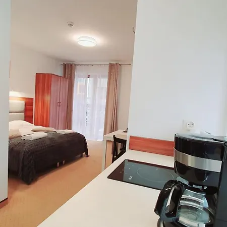 Family Raj Pod Sosnami Centrum Miasta! 스클라르스카포렘바