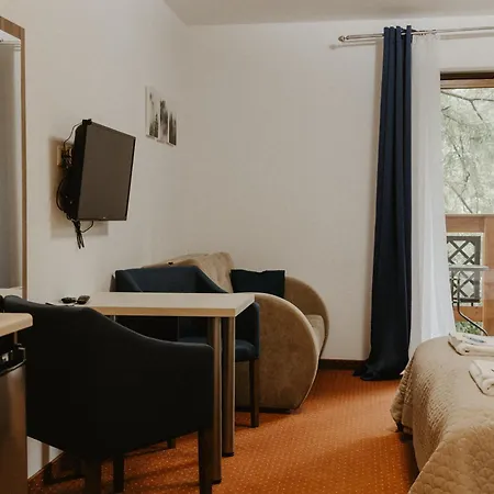 Family Raj Pod Sosnami Centrum Miasta! 스클라르스카포렘바